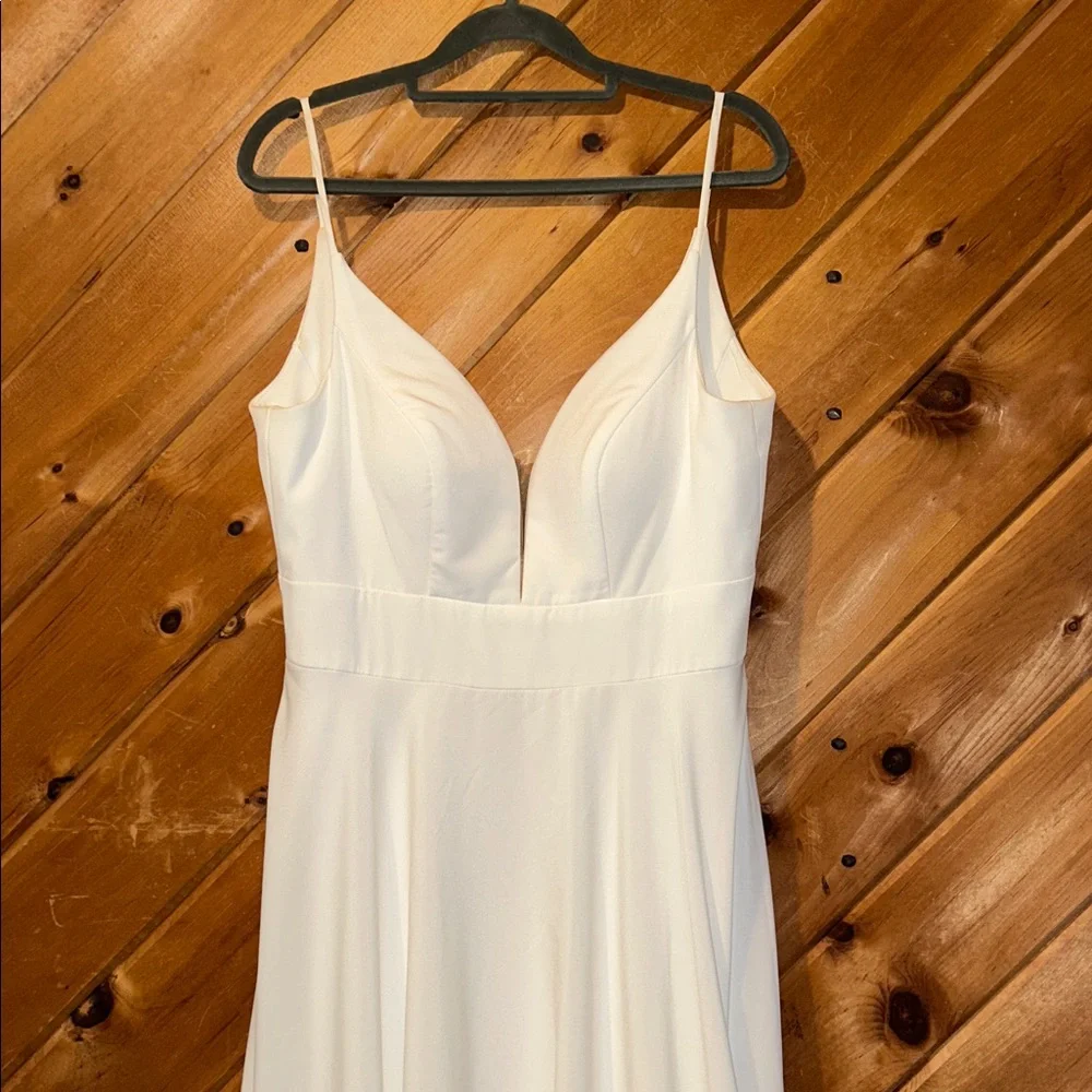 Oxford Street deep V pure white A line wedding dress NWT - Picture 4 of 12